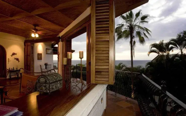 Casa Corona