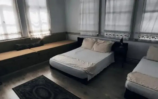 Ilk Konak Butik Otel