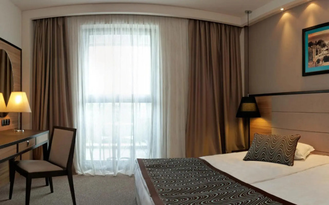 Astera Hotel & Spa