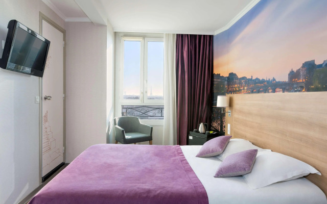 Best Western Rives de Paris La Defense