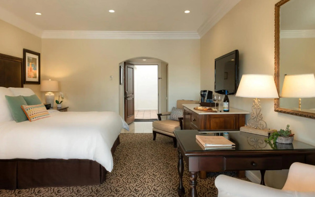 Westlake Village Inn