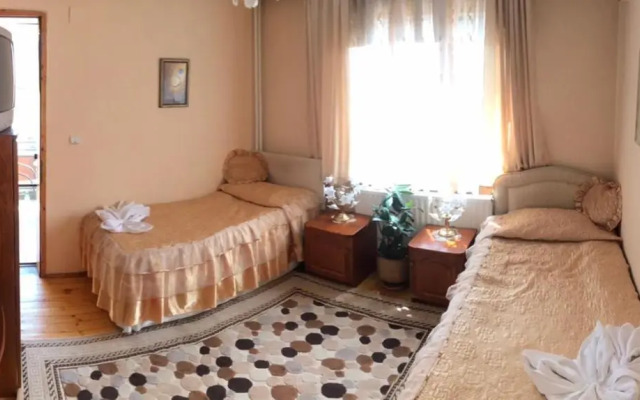Guest House Detelina