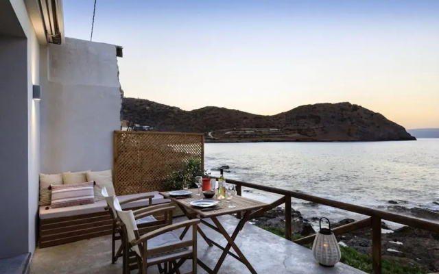 Mochlos Waterside - Romantic Waterside Studio
