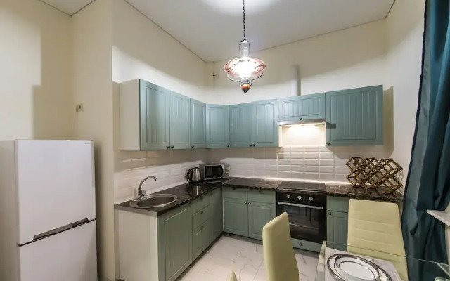 Antique Art Apartment at Khreschatyk