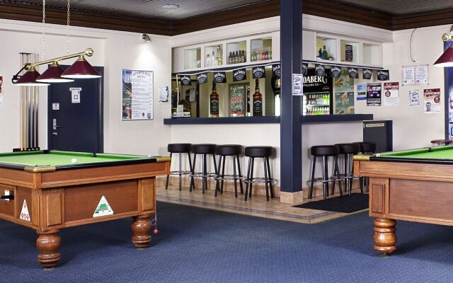 Nightcap at Atherton Hotel