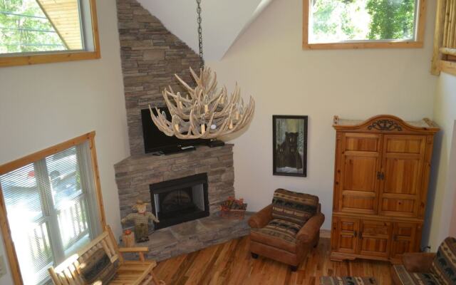 The Esmeralda Inn and Restaurant