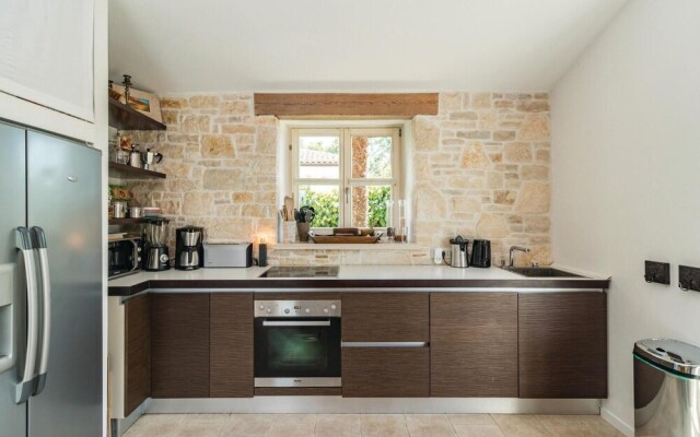 Amazing Home in Stifanici With Wifi and 3 Bedrooms