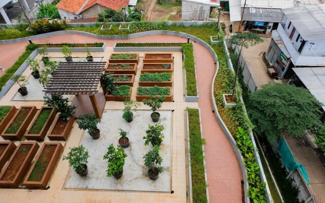 Minimalist Studio Akasa Pure Living Apartement By Travelio