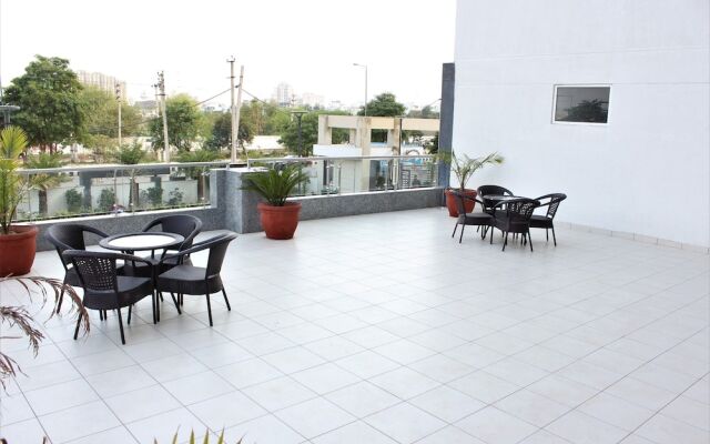Gazebo Inn & Suites