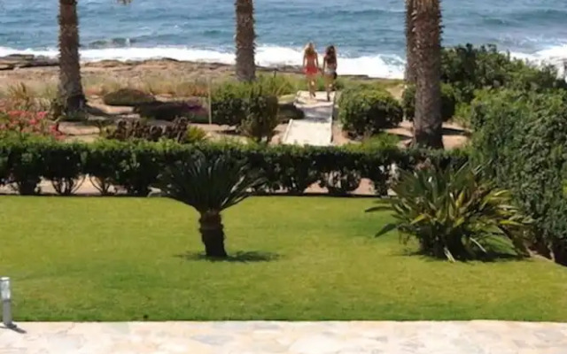 Platzia Beach Villas