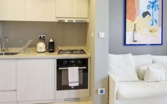 Burj Khalifa View with Designer Interior