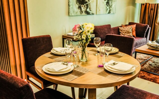 Luxury Condo 904 at The Padgett Place