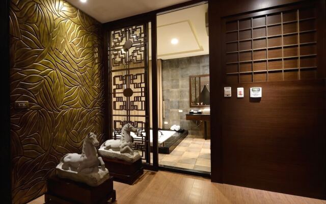 Eden Exoticism Planet Hotel