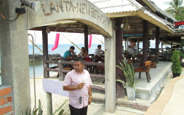 Lanta New Beach Bungalows