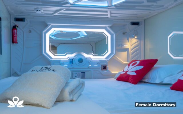 My Space Capsule Hotel