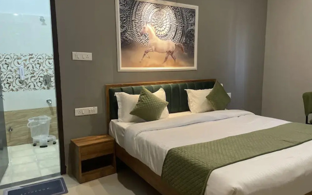SG Boutique Stay (Near Railway Station)