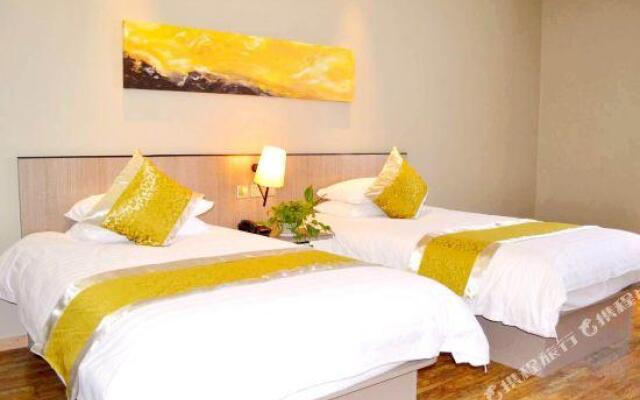 Ease Hotel (Beijing Changping Science & Technology Park Shuitun)