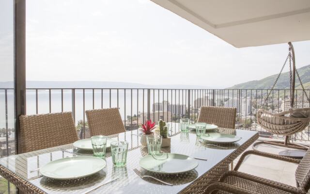 Lakeview Oasis