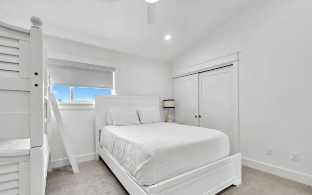 Blue Mountain Beach Villas 5A