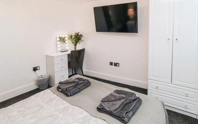 Tower Apartment