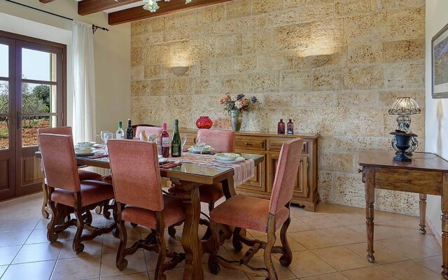Villa Deu Quarterades