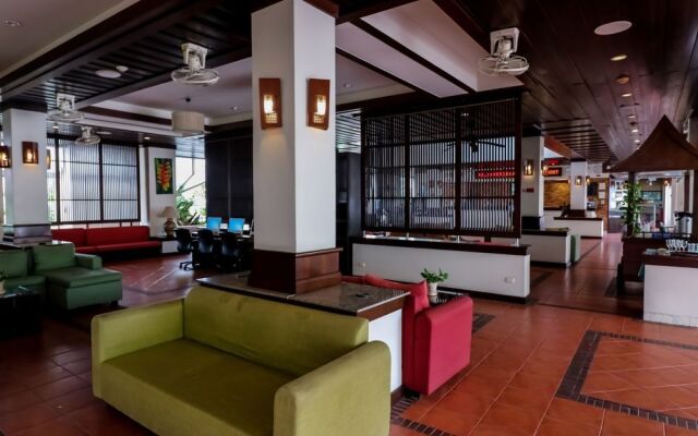 NIDA Rooms Phuket Marina Rose