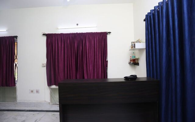 Oyo 28019 Surya Guest House