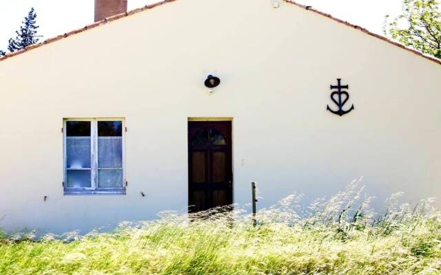 House With 2 Bedrooms in Saint-gilles, With Pool Access, Enclosed Gard