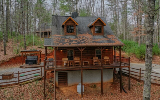 Cozy Cub Cabin by Escape to Blue Ridge