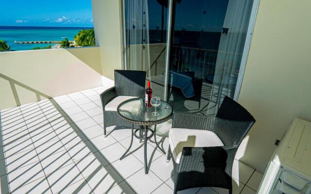 Welcome to stunning Ocean Views at Studio 503