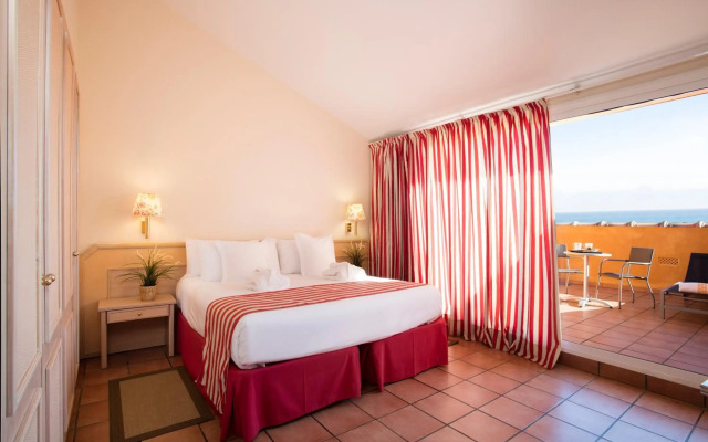 Luna Club Hotel Yoga & Spa