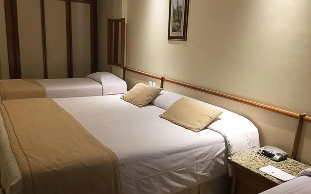 Mengo Palace Hotel