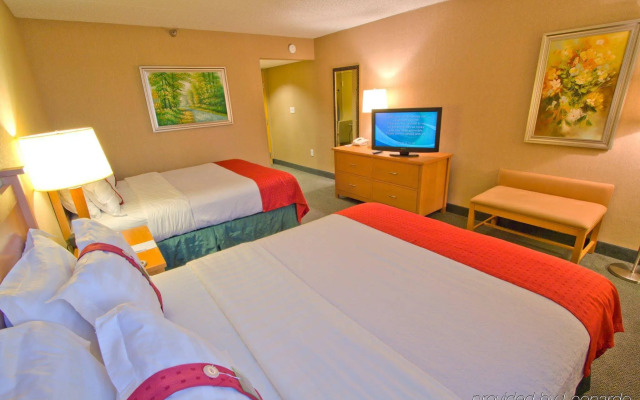 Delta Hotels by Marriott Seattle Everett