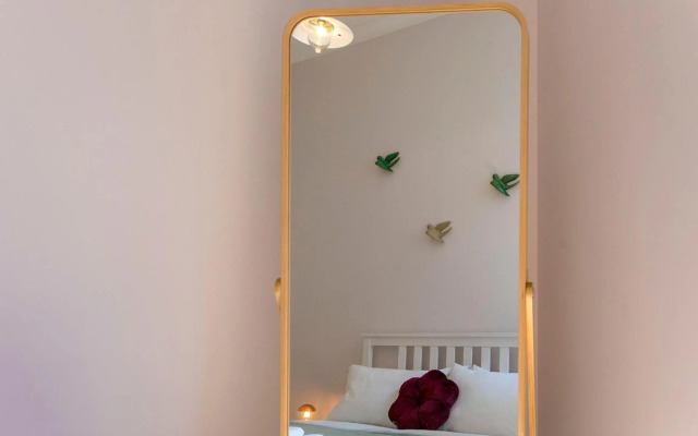 LovelyStay - 2BR Flat with AC in Duque de Loulé