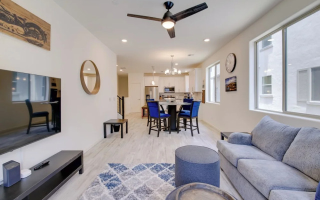 Community Perks: Executive Chandler Townhome