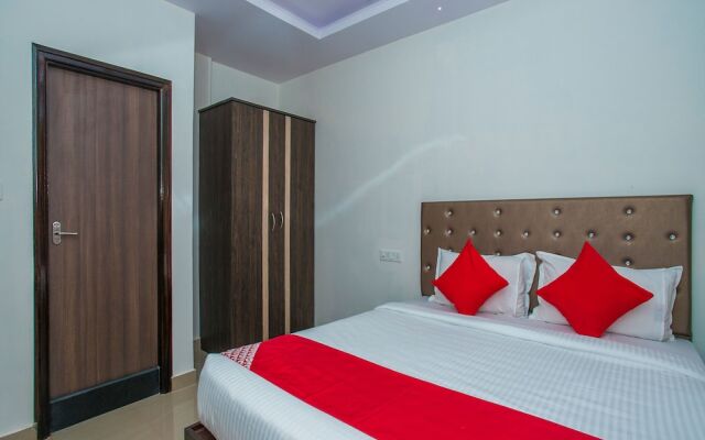 OYO 16939 Ne Westend Suites