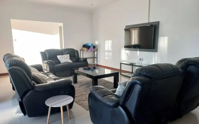 Comfortable and Luxurious Stay