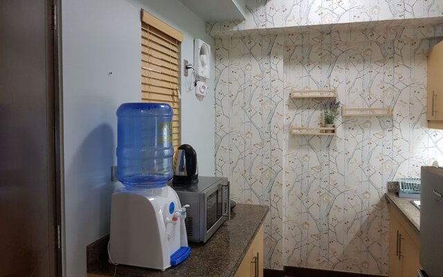 Outlook Ridge Residences