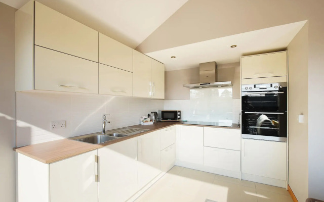 Hamble Retreat House and Luxury Studios