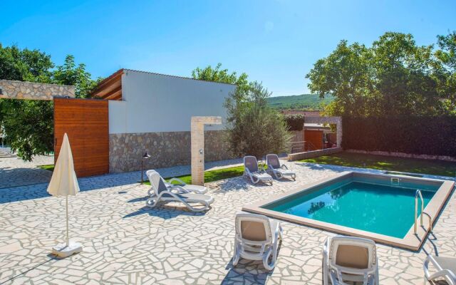 Beautiful Home in Sibenik With Wifi and 3 Bedrooms