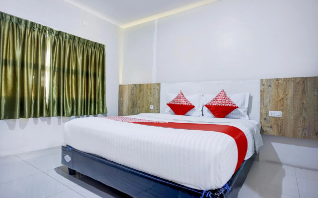 Collection O Gapura Hotel Near Parapat Penatapan Danau Toba