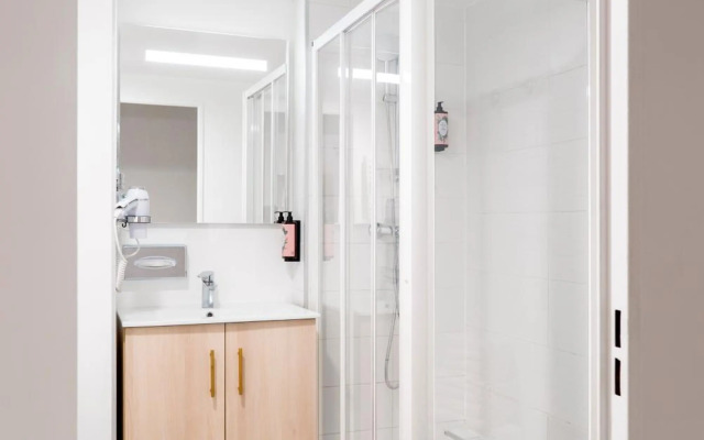 Residhome Paris-Guyancourt