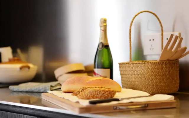 base PUSAN Serviced Apartment