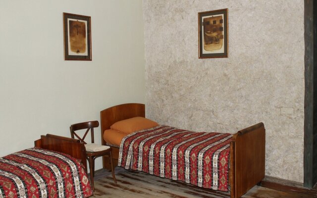 Guest House Dayan