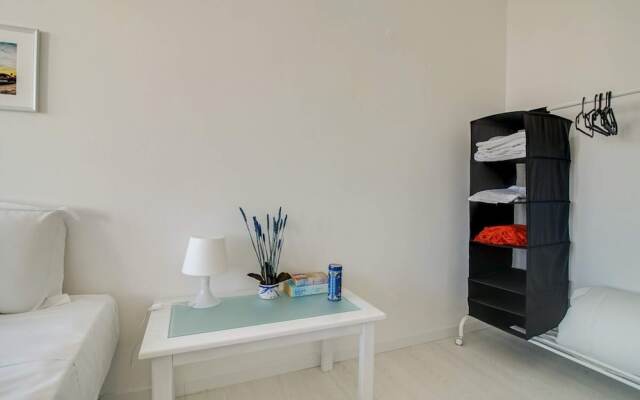 Modern 2 Bedroom Apartment With Views in Lisbon