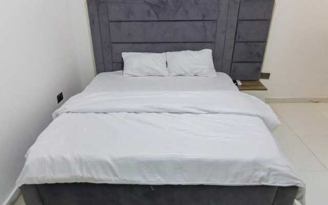 Immaculate 4-bed Apartment in Lekki