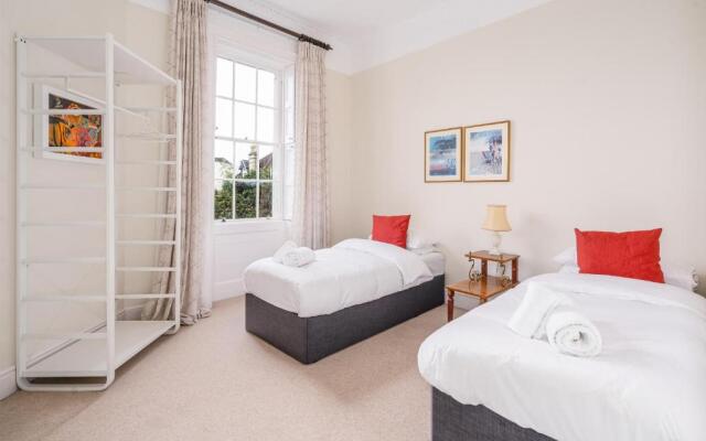 No 1 Camden Crescent