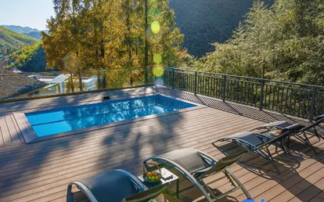 Mogan Mountain Yinhua Wu Hot Spring Resort Guesthouse