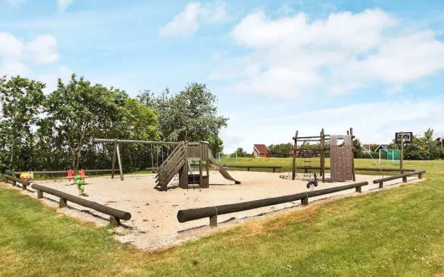 4 Person Holiday Home in Hemmet
