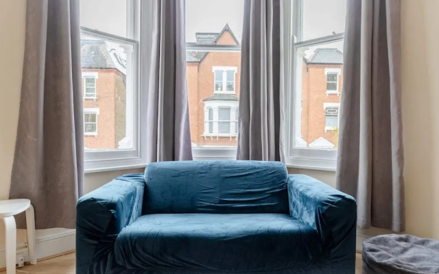 Roomy 3BD by Hampstead Heath!